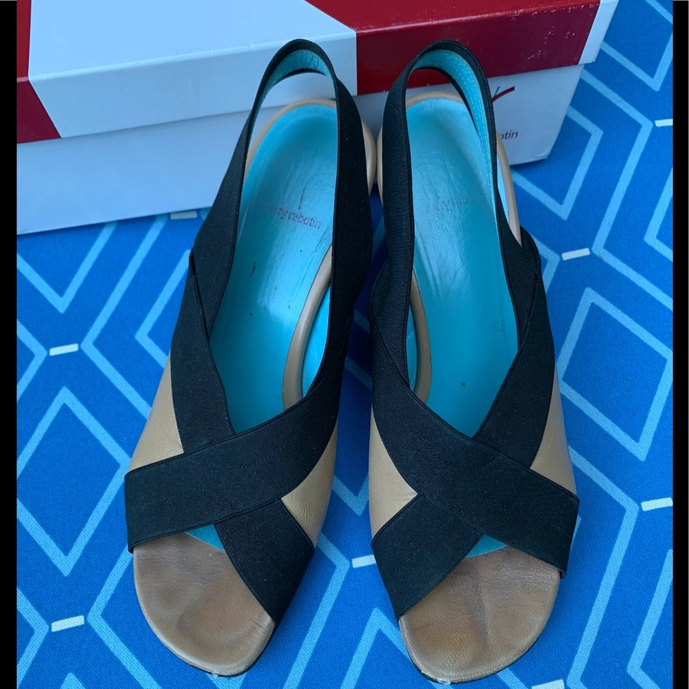 Thierry Rabotin Capretti Peep Toe wedge 7.5 (37.5)